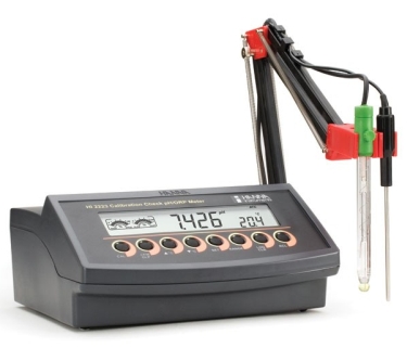 HI-2223 Calibration Check pH Bench Meter [HI-2223-02]
