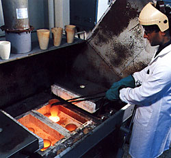 SCF 4 Crucible Furnace