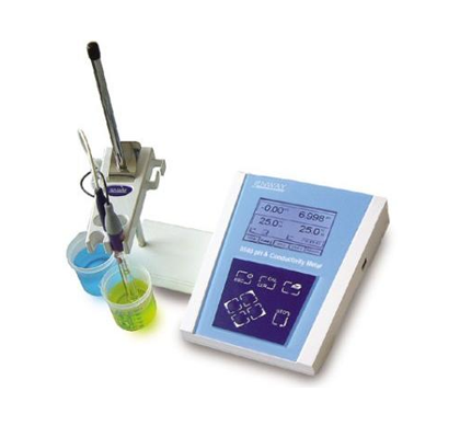 3540 pH/Conductivity Meter